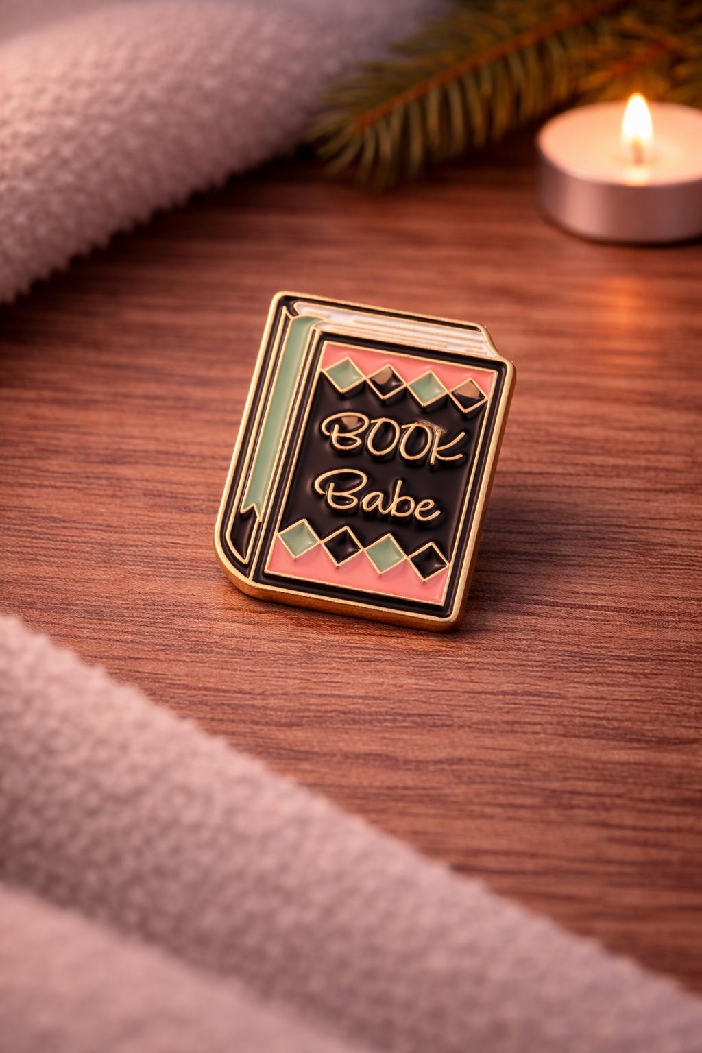 Book Babe Enamel Pin | Gold Tone Book Lover Badge (22mm x 29mm)