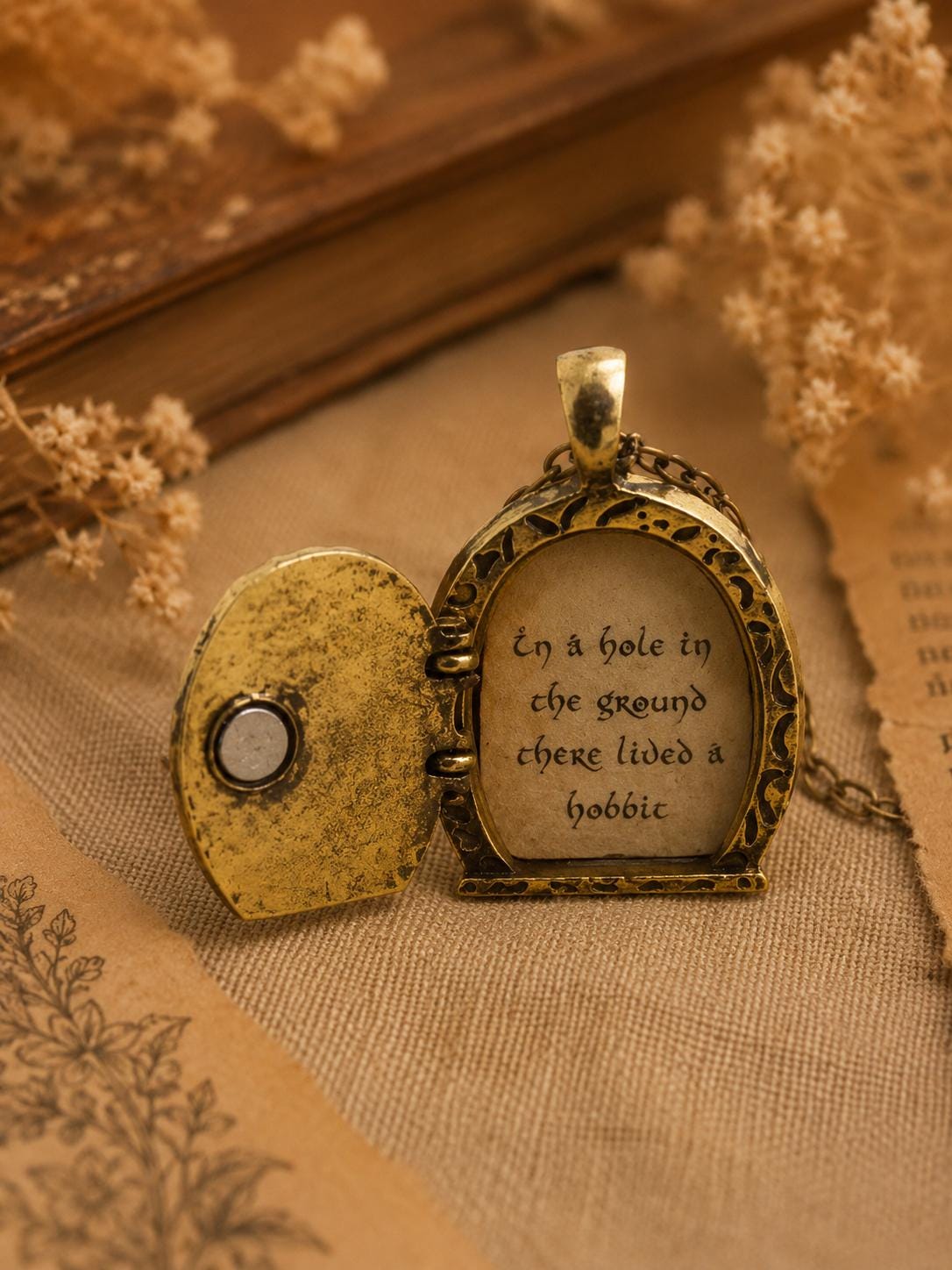 Hobbit Door Necklace | Fantasy Book Inspired Pendant | Green Door Locket Necklace | Book Lover Gift | Cottagecore Jewellery | Reader Gift